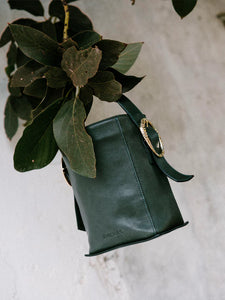 BOLSO BUCKET VERDE BOTELLA