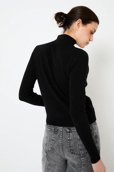 JERSEY PAÑUELO PUNTO NEGRO