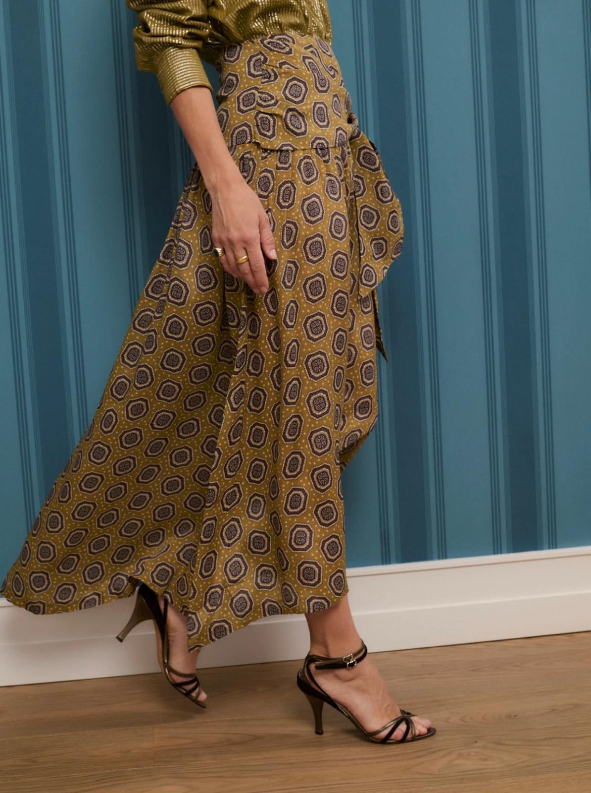 FALDA SALARICH