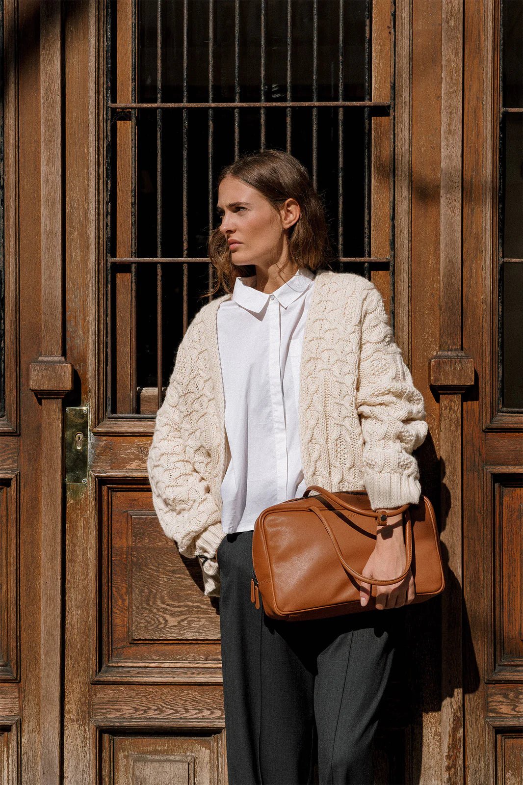 CHAQUETA PUNTO TRENZADA CRUDO