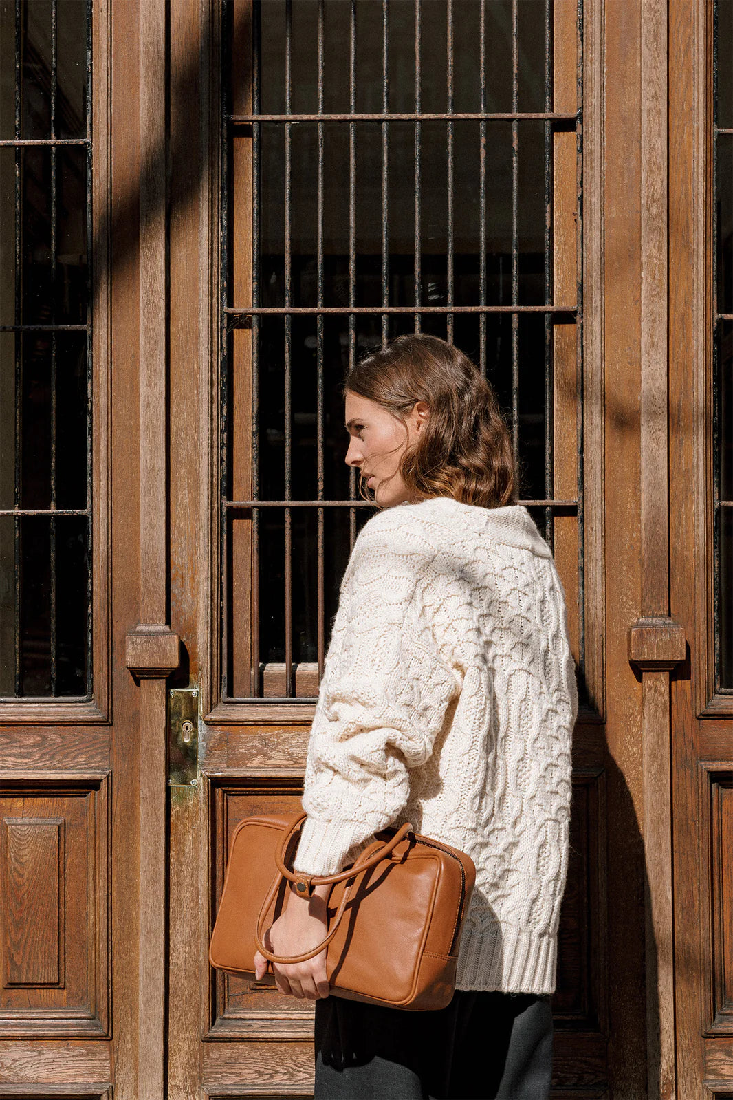 CHAQUETA PUNTO TRENZADA CRUDO