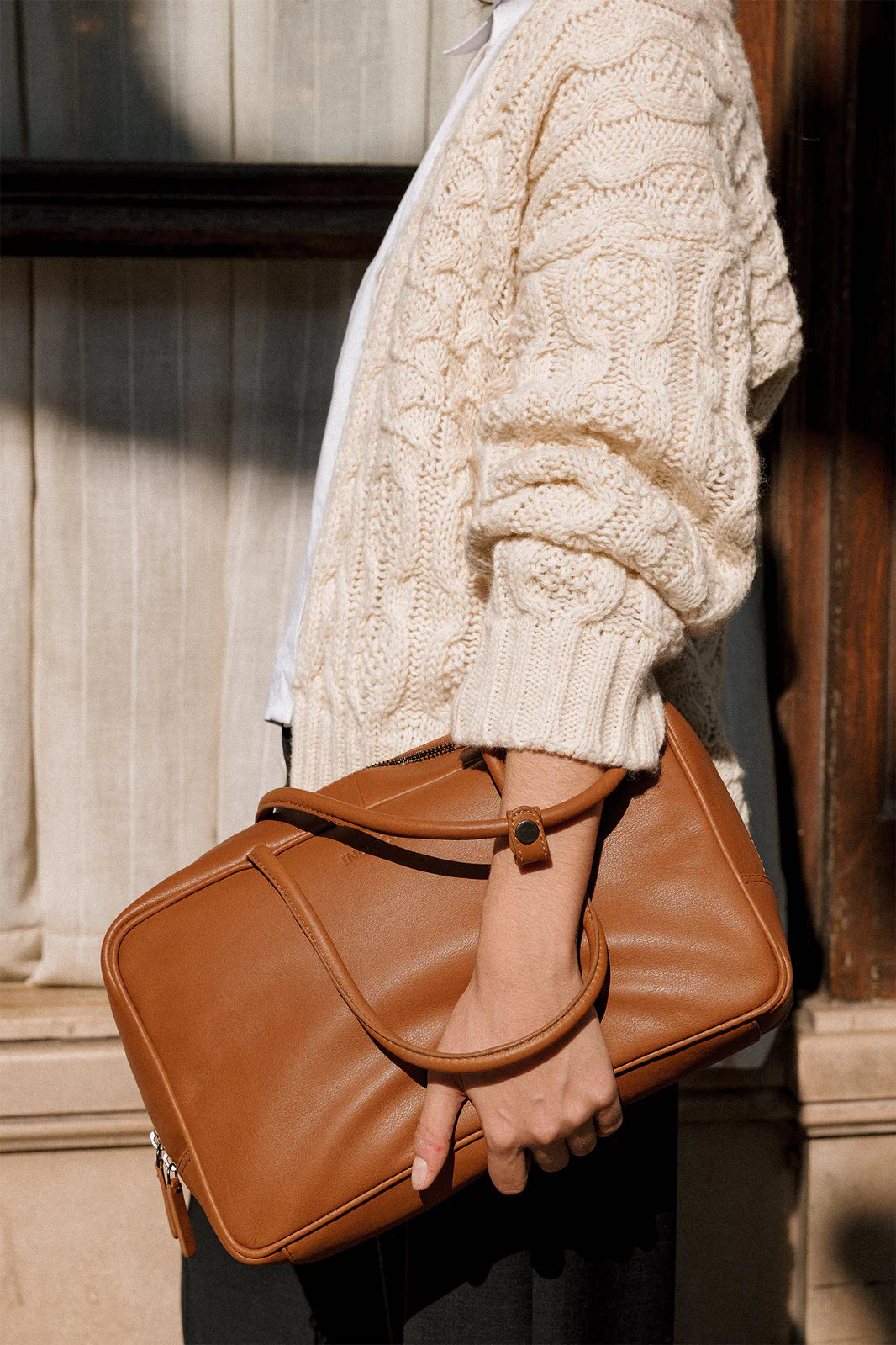 CHAQUETA PUNTO TRENZADA CRUDO