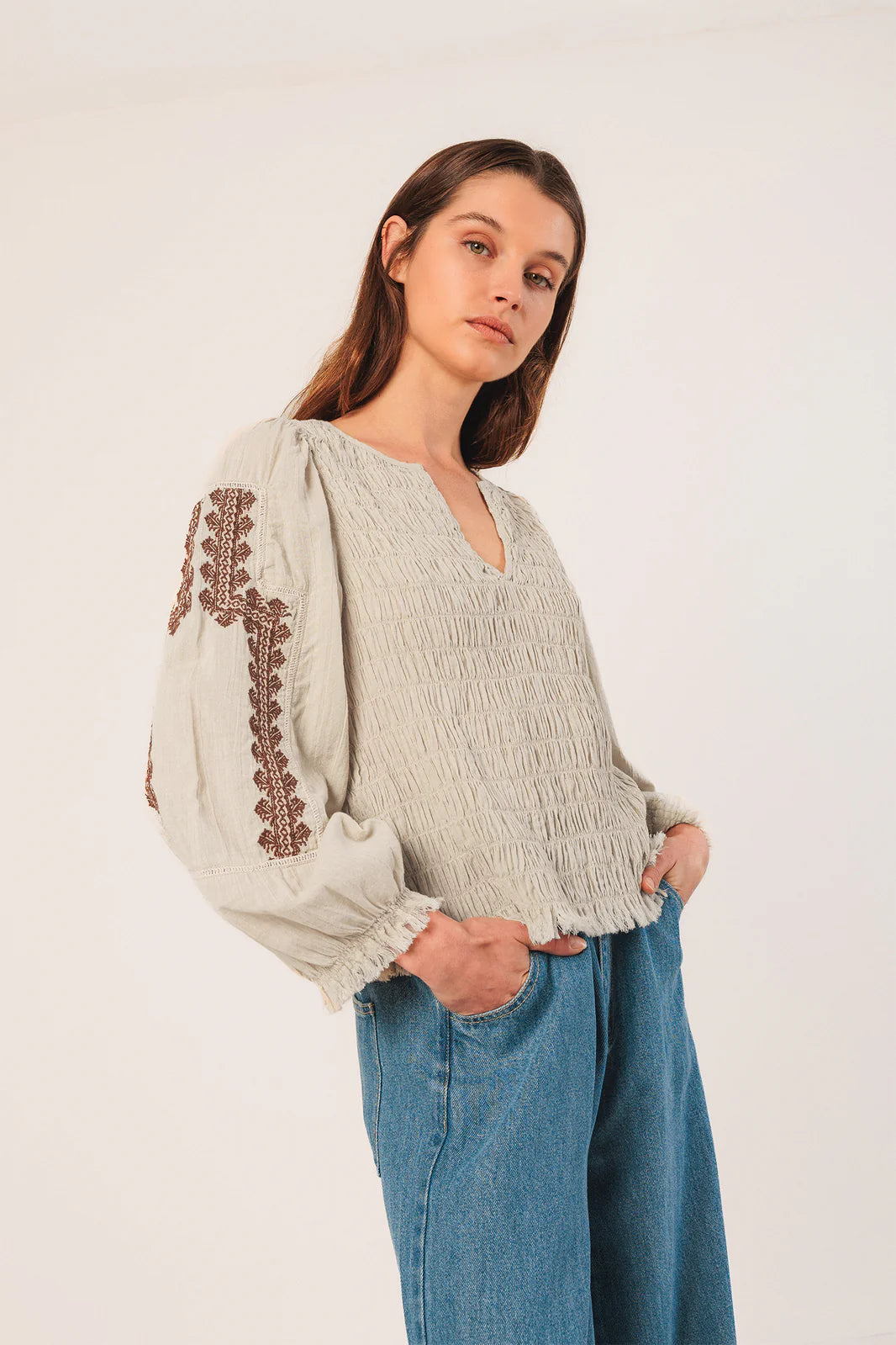 BLUSA BORDADO ÉTNICO PIEDRA