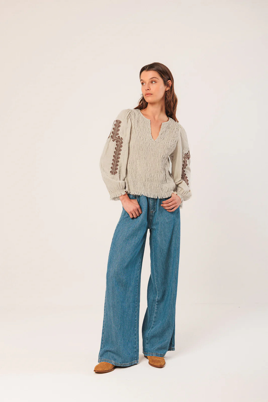 BLUSA BORDADO ÉTNICO PIEDRA